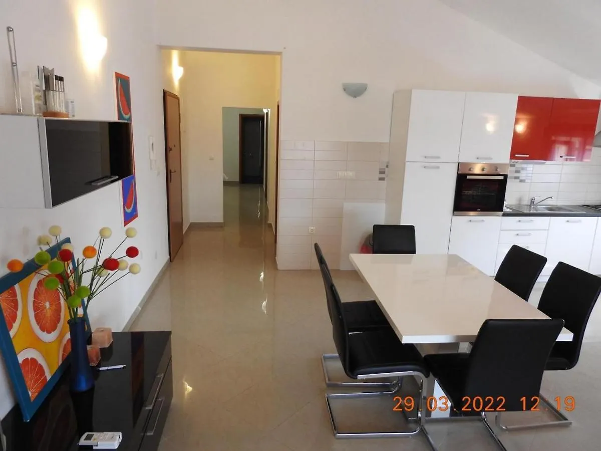 Apartment Apartman Ivan Trogir