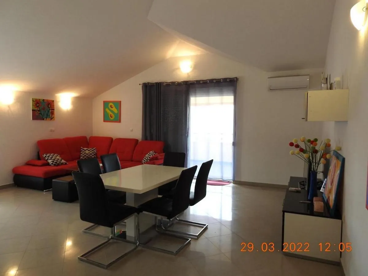 Apartman Ivan 트로기르 아파트